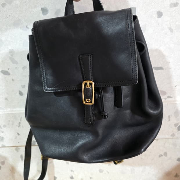 코치 레거시 웨스트 햄튼 가죽 백팩