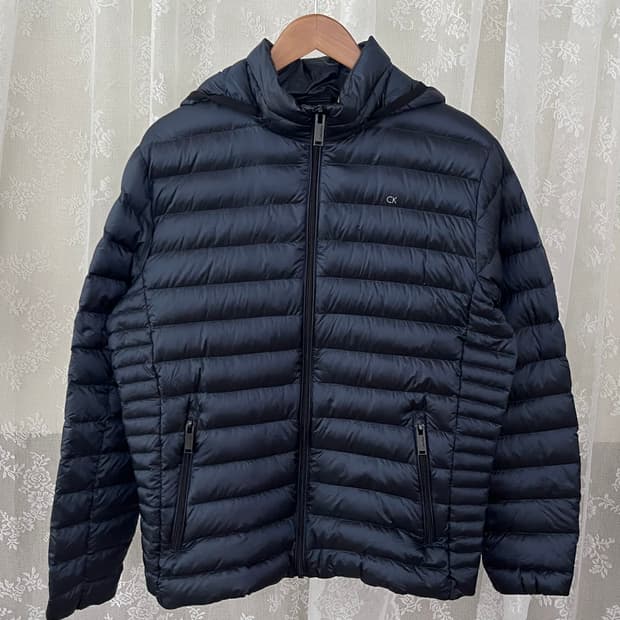 M) 캘빈클라인 CK 덕다운 경량패딩 네이비