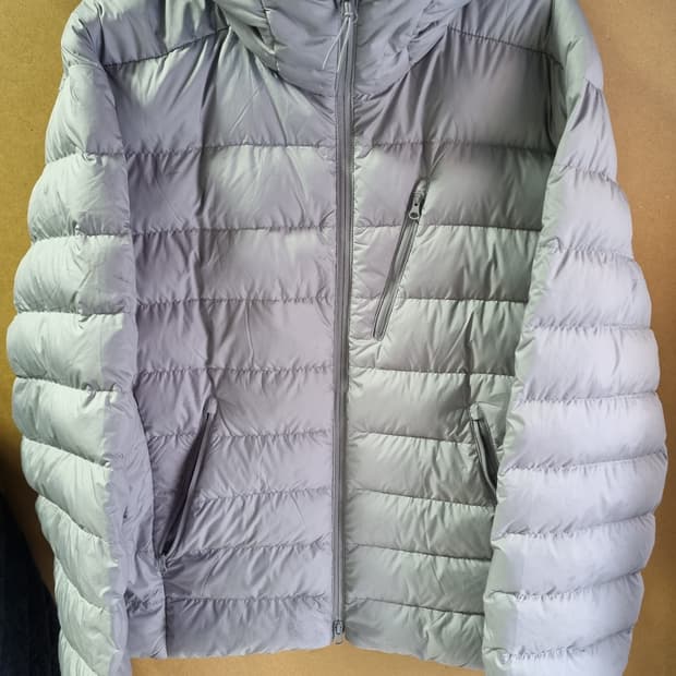 무신사스탠다드 남성 후디 경량패딩 