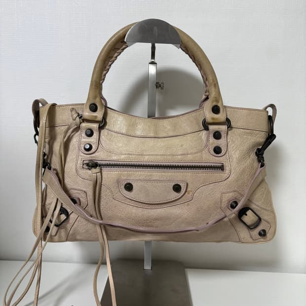 발렌시아가 퍼스트 모터백 베이지