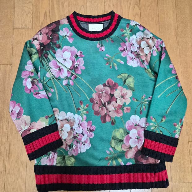 (정품) 구찌 블룸 플라워 맨투맨 M (명품 여자 남자 티셔츠)