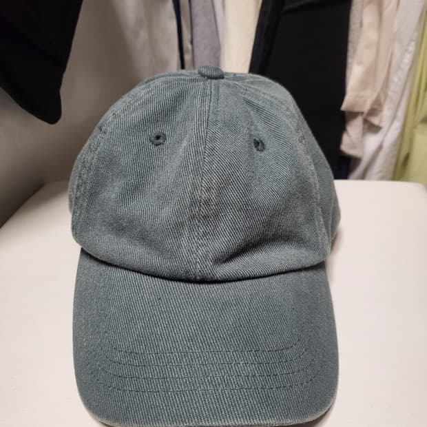 아크네 코듀로이 볼캡