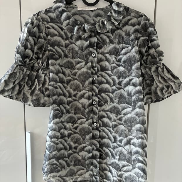 스텔라 매카트니 프린트 플레어 소매 블라우스 IT38