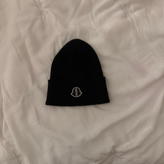 릭오웬스 몽클레어 비니 새상품