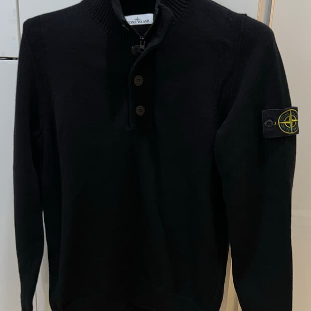 23fw 스톤아일랜드 반집업니트 100-105 (새상품급)