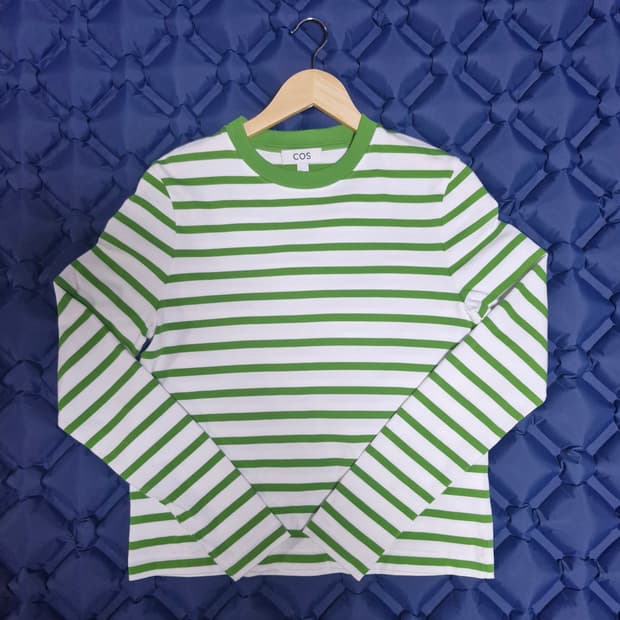 여성 COS 단가라 티셔츠 S