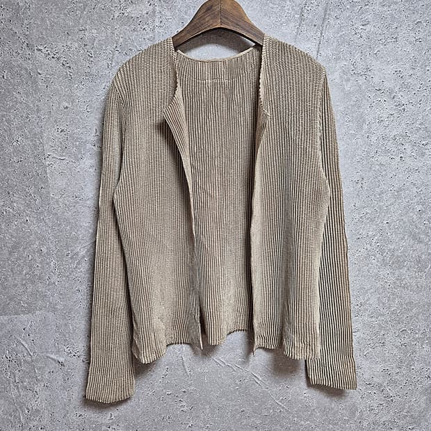 SPECCHIO pleats 스피치오 플리츠