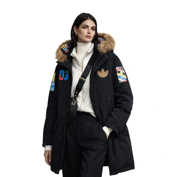 급처상태좋음!아디다스 오리털 남녀공용 뱃지다운 패딩자켓점퍼 럭키슈에뜨st