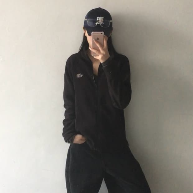 노스페이스 자수로고 플리스집업