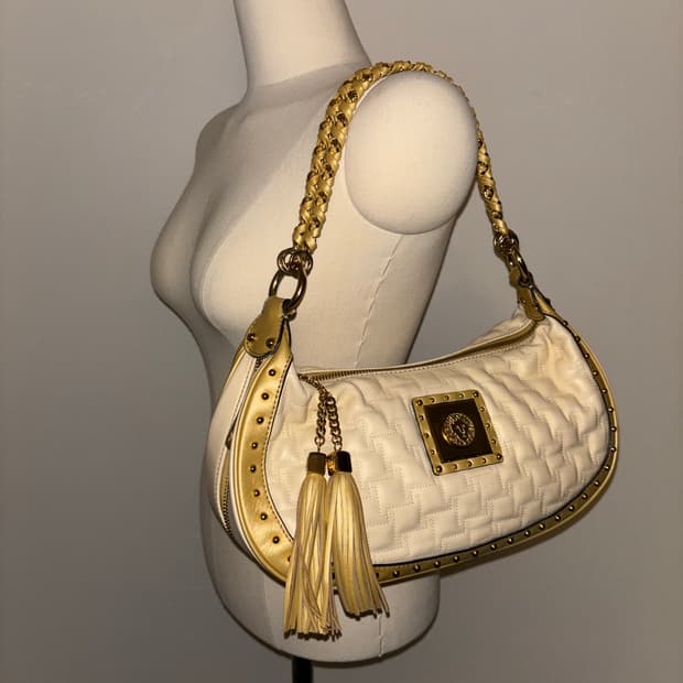 🚨연말세일🚨Anne kleian Ivory Shoulder Bag