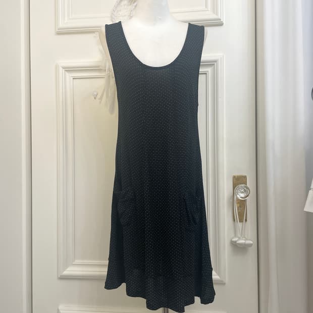 black dot two-pocket cute opc