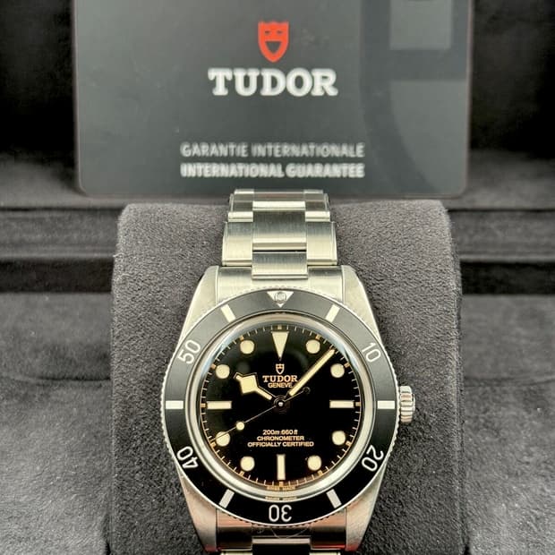 튜더 블랙베이54