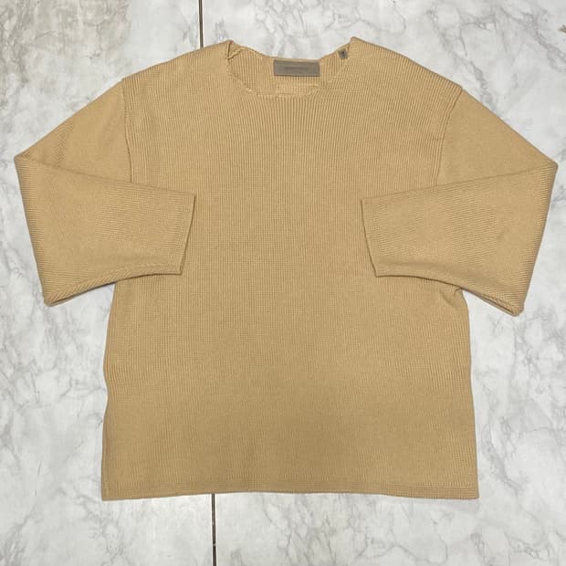 에센셜 피오갓 12세초등생 니트 남성 95 여성100 가능