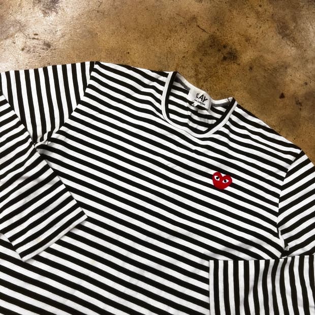 꼼데가르송 스트라이프 검흰 긴팔티셔츠 