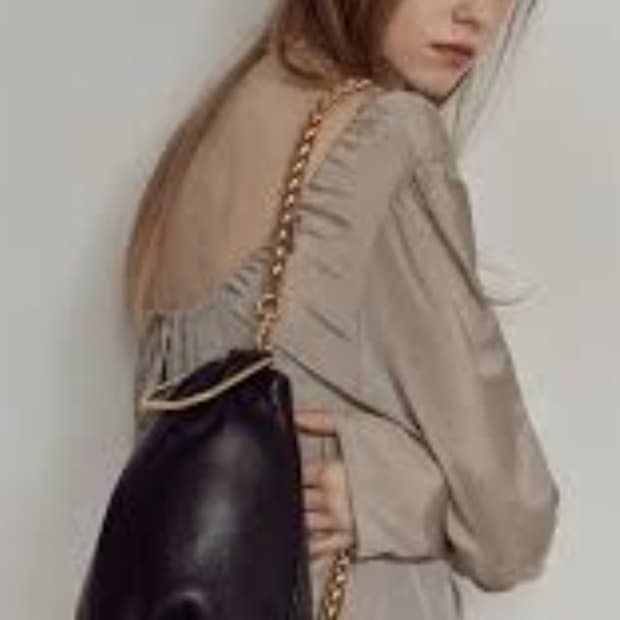 루에브르 트럼펫 가방