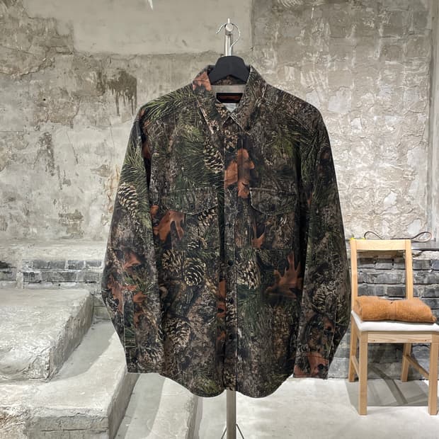 트루 팀버 카모 트윈 포켓 리얼 트리 셔츠