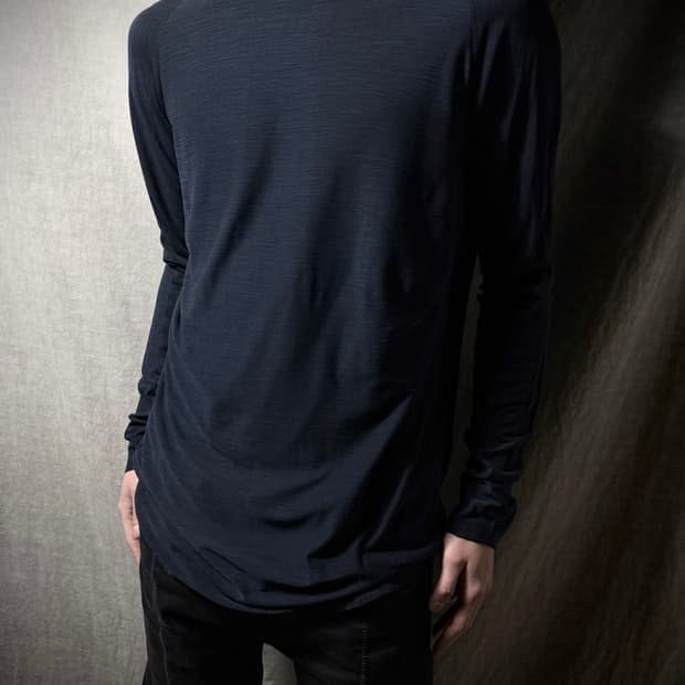 Devoa Long Sleeve Cut & Sewn