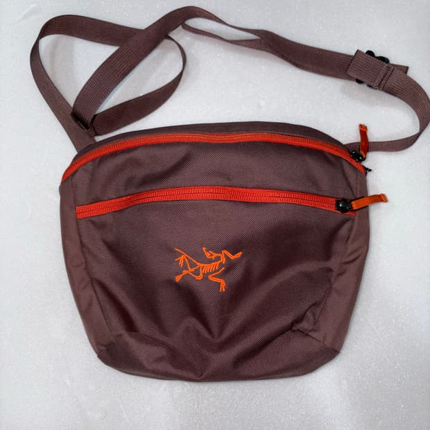 아크테릭스 마카 웨이스트 팩 