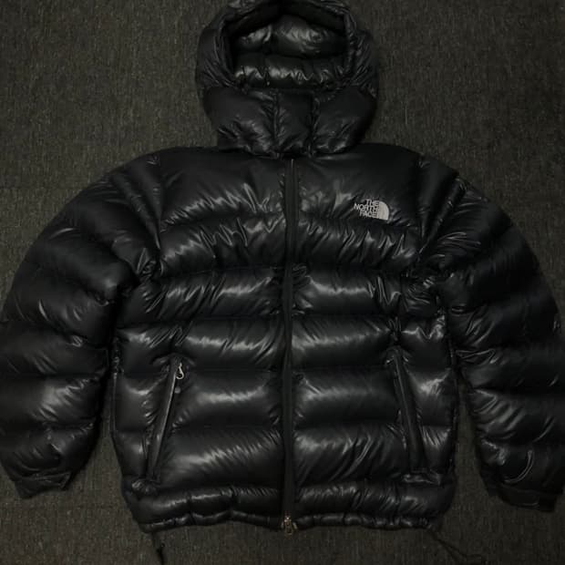 노스페이스 메트로 700 패딩 블랙