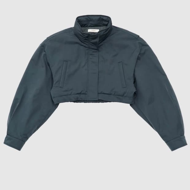 아모멘트 크롭 패딩 점퍼