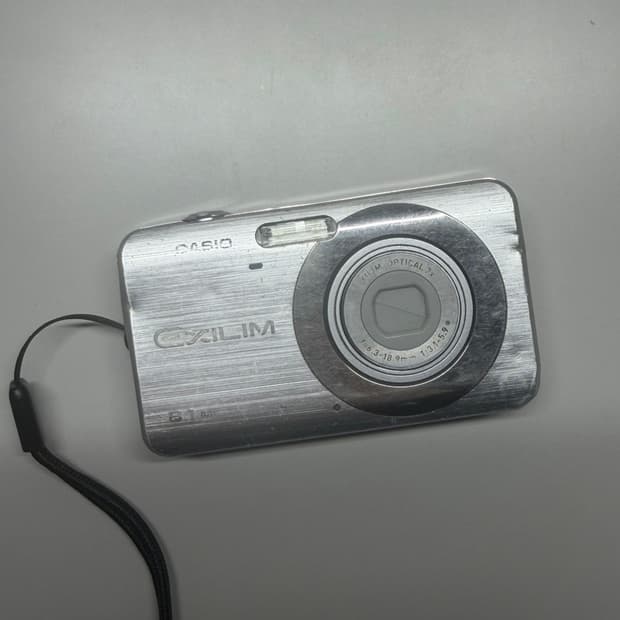 Casio 엑슬림 카시오 z80 실버 디지털 카메라