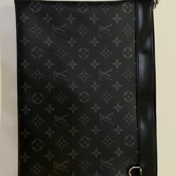 루이비통 모노그램 클러치