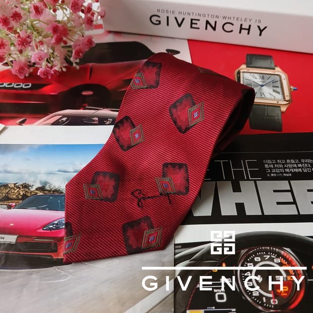 지방시 실크 패턴 로고 자카드 넥타이 8.9cm A+등급 A19151
