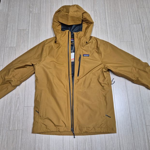파타고니아  Insulated Powder Town Jacket