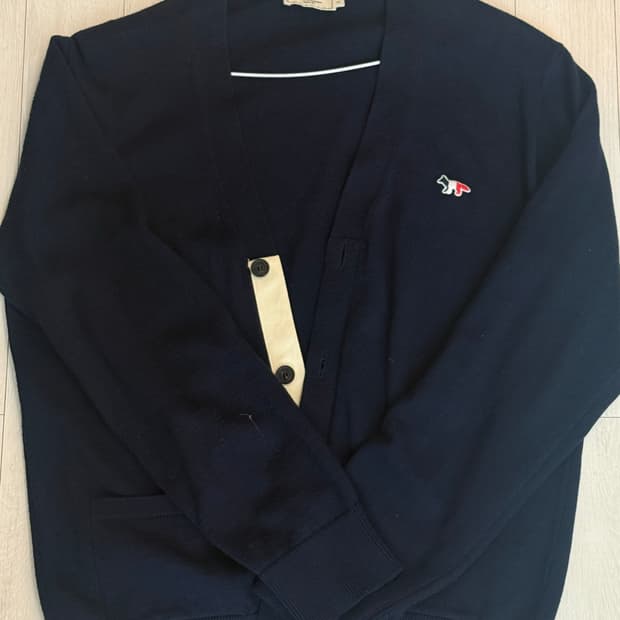 메종키츠네 가디건