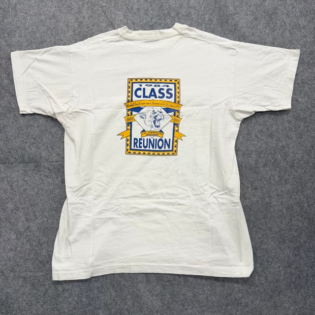 90s Vintage Fruit Of The Loom Tshirt