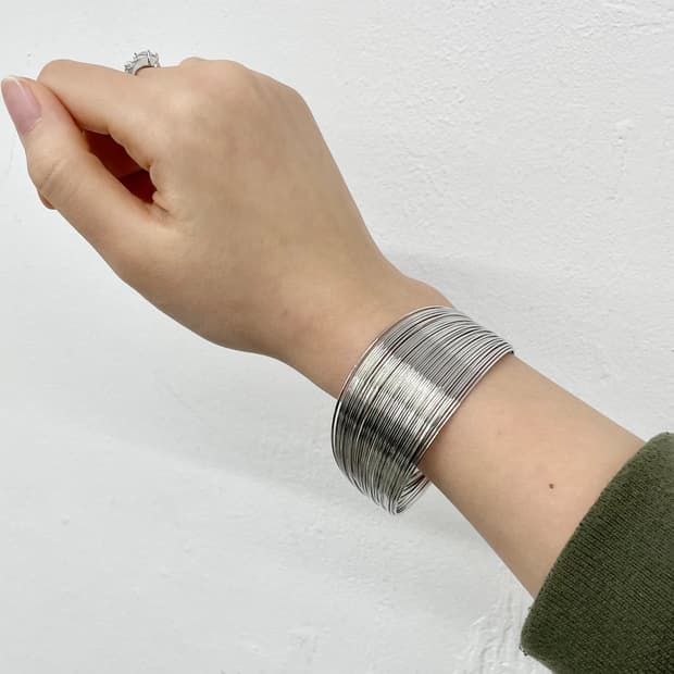 실버 레이어드 뱅글 팔찌