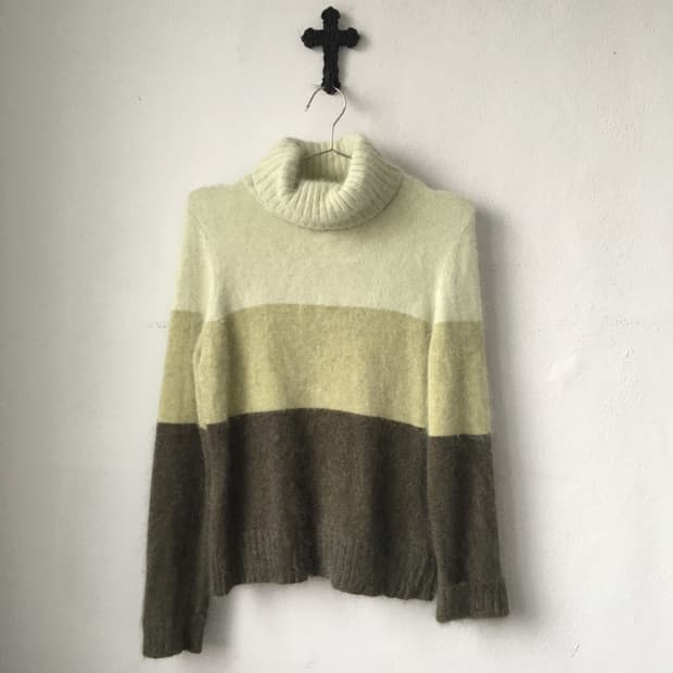 angora woolen High neck knit