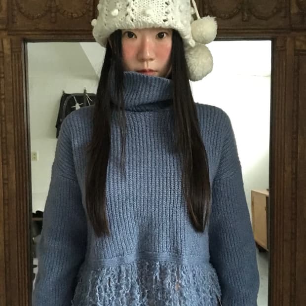 vintage tassle turtle neck knit 