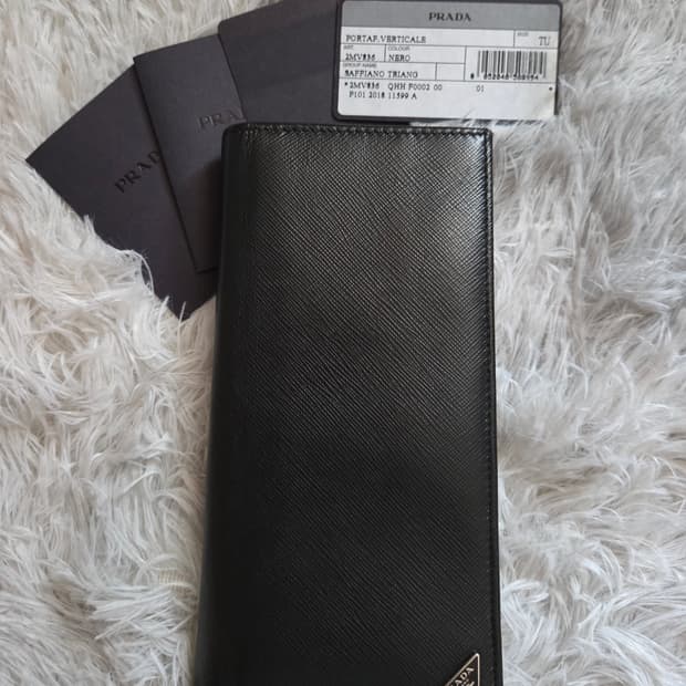 [정품] 프라다 사피아노 가죽 장지갑