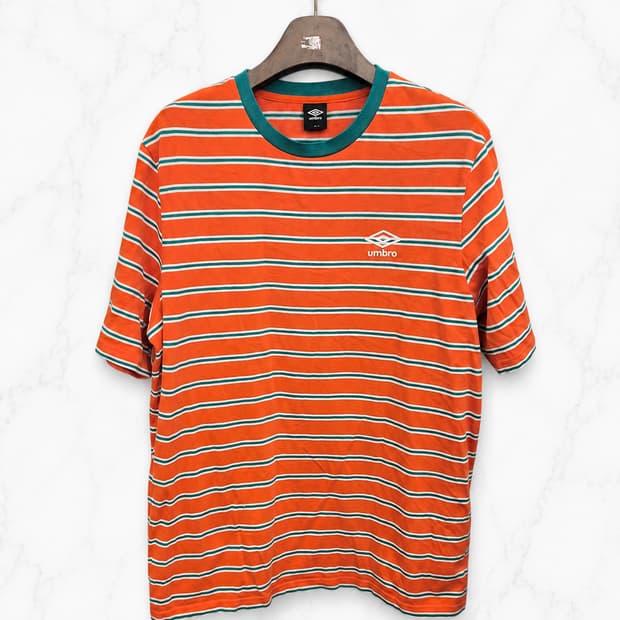 95,M,넉넉사이즈)) UMBRO 엄브로 스트라이프 반팔티셔츠!~