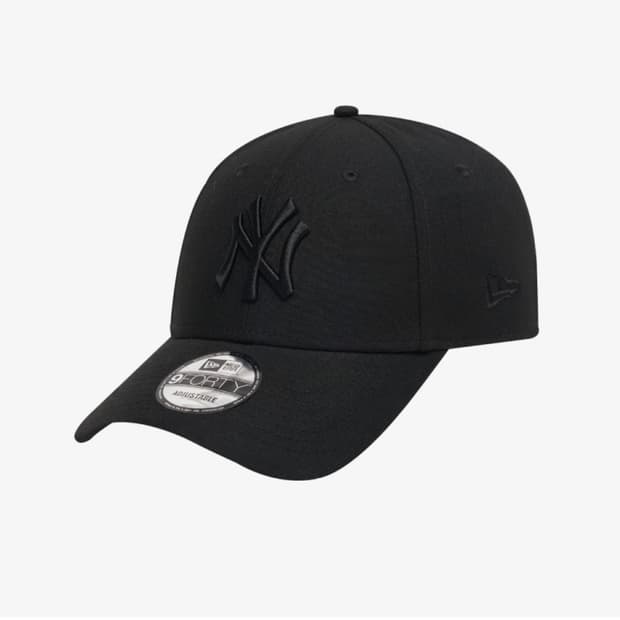 NEW ERA MLB 블랙 온 블랙 뉴욕 양키스 볼캡