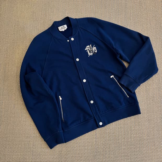 HERMES 에르메스  가죽 장식 바시티 인디고 블루 스타디움 자켓 블루