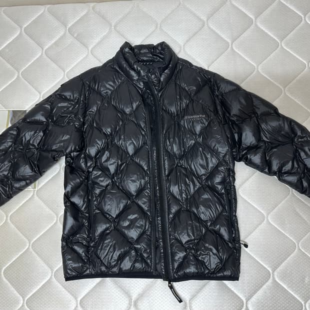 디네뎃 경량패딩