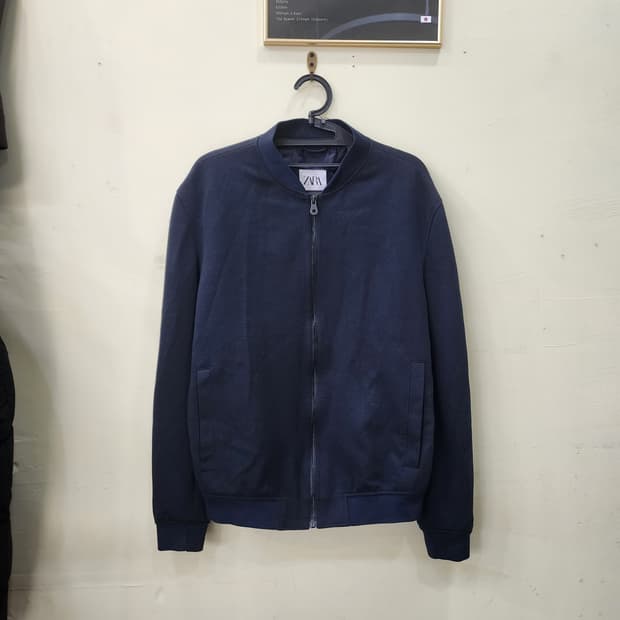 자라 미니멀 네이비 봄버 점퍼