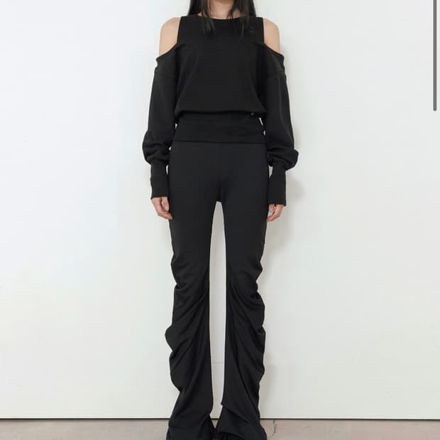 보헤미안서울) Layered Sweatshirt BK F