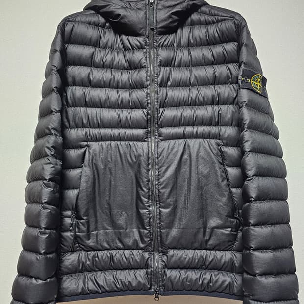 스톤아일랜드 바이오 립스탁 나일론 후드 경량 패딩