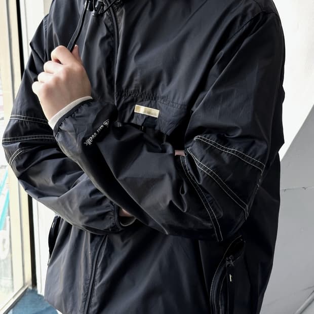 Ripstop nylon design wind parka