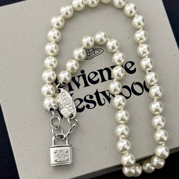 비비안웨스트우드 아카이브 실버 자물쇠 펄 목걸이