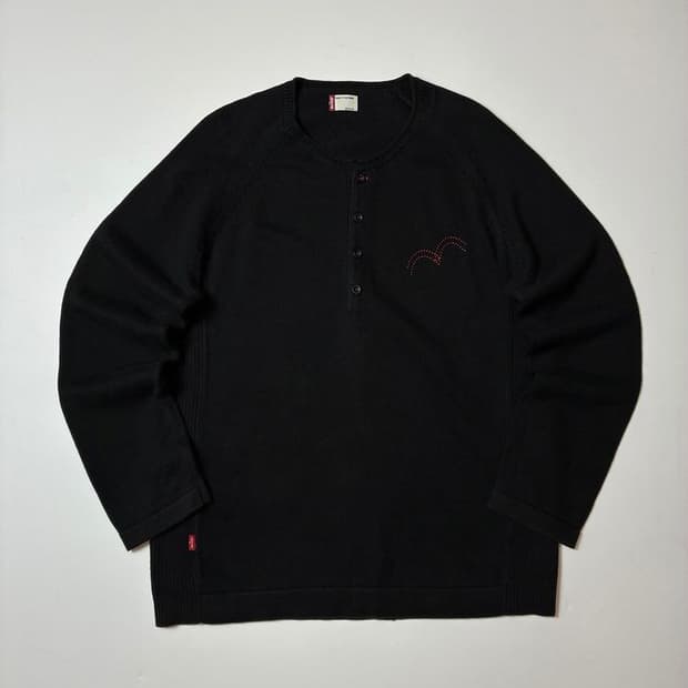 리바이스 00's 블랙 헨리넥 니트 PN8767