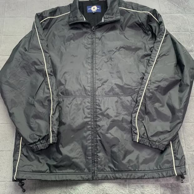 컨버스 재팬 바람막이 M