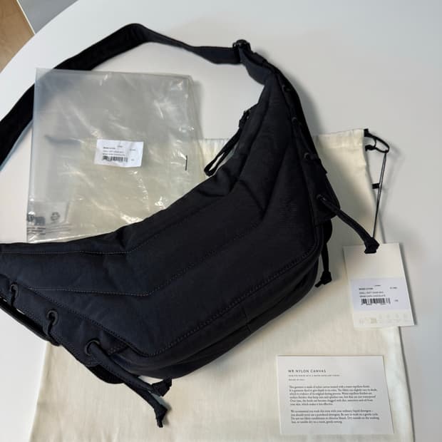 르메르 소프트게임백 스몰 다크초코