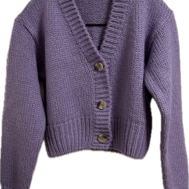 브이넥 크롭 니트 가디건 퍼플