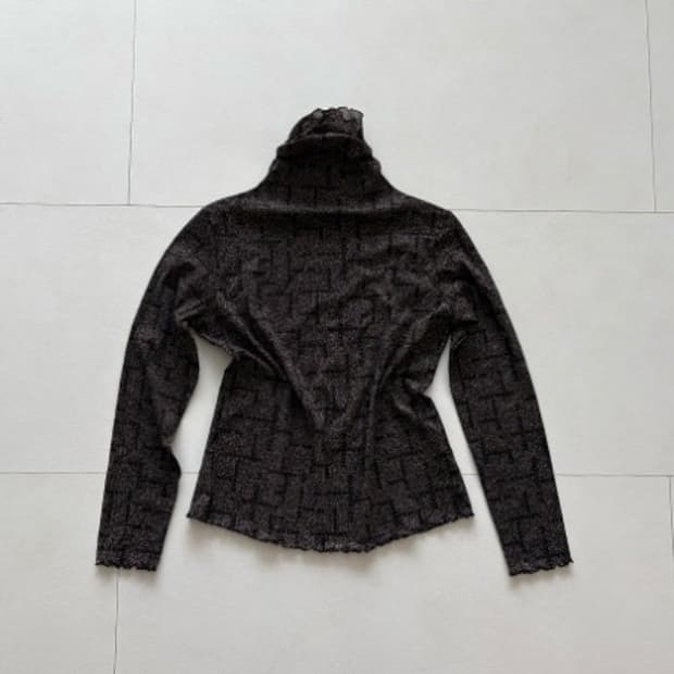sheer pattern top