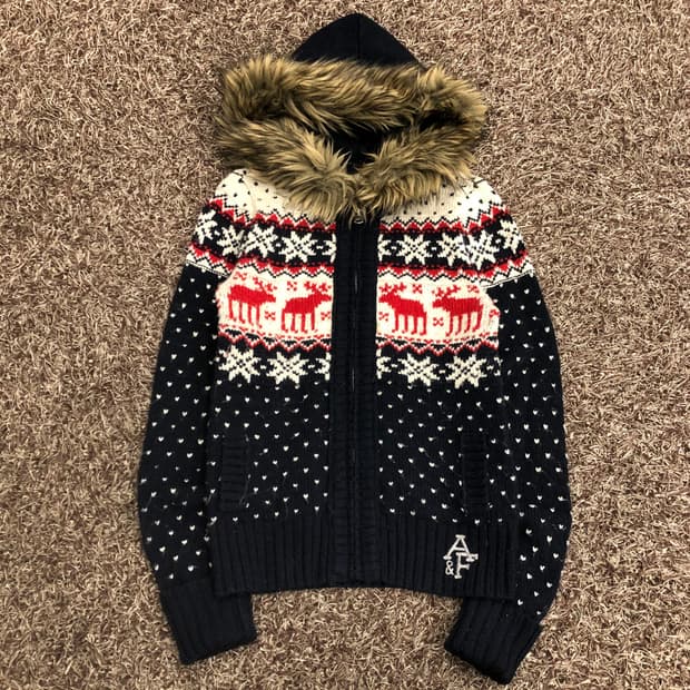 아베크롬비 울프죠 노르딕 하트 패턴 니트 집업 자켓