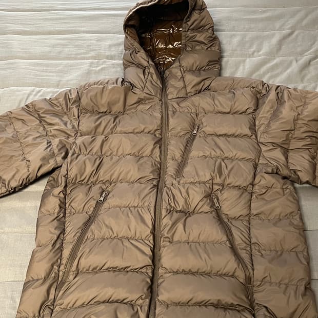 무신사 스탠다드 시티레저 경량패딩